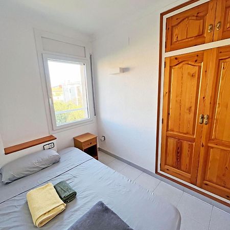 Apartamento De 3 Habitaciones En El Centro L' Escala Exterior foto